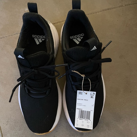 Adidas Racer TR23 Shoes - Picture 4 of 5